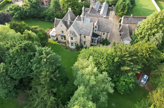 Braceborough Hall Retirement Home - An outside view of the home