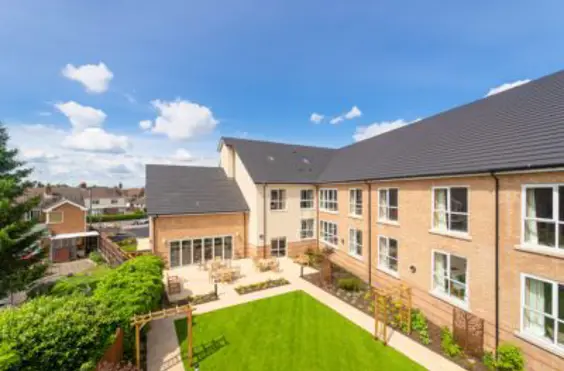 Halmer Court - outside view of care home