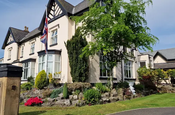 Birkdale Park Nursing Home - outside view of care home
