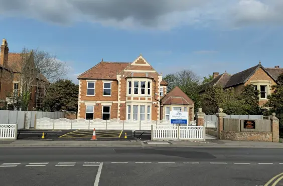 Kingsleigh House - outside view of care home