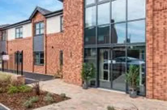 Ponbay Lodge - An outside view of the home