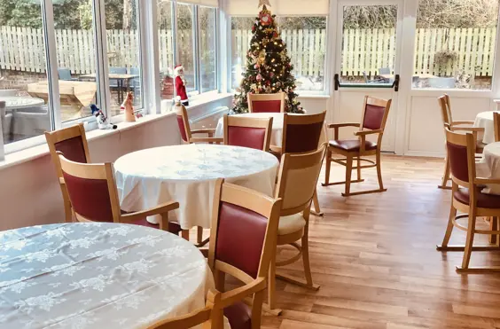 Tree Vale Limited Acorn House - outside view of care home