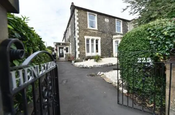 Henley House - outside view of care home