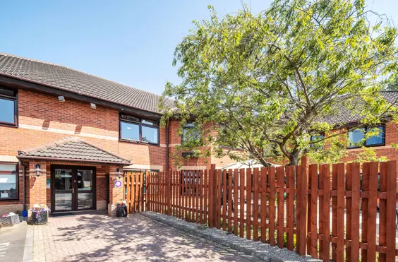 Castleford Lodge - An outside view of the home