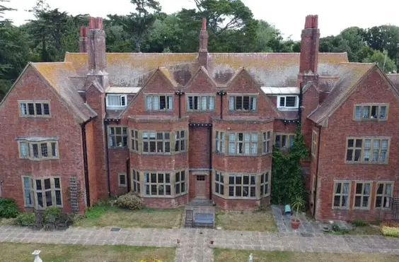 Knappe Cross Care Centre - outside view of care home