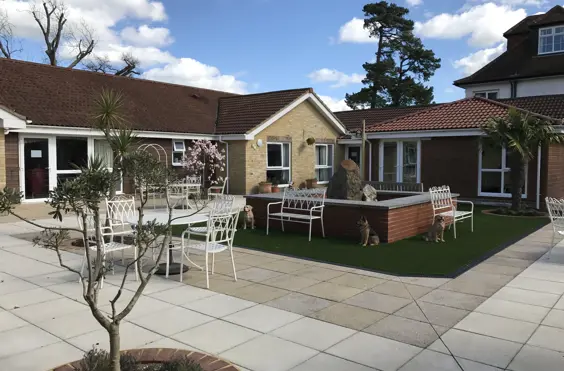 The White House (Curdridge) Limited - outside view of care home