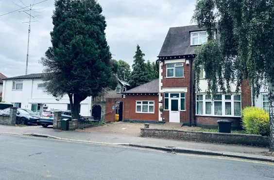 Marlin Lodge - outside view of care home